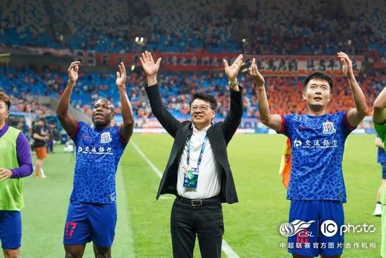 情趣内衣试穿
